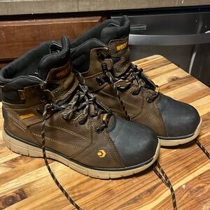 Wolverine Legend DuraShocks CarbonMax 9.5 Wide